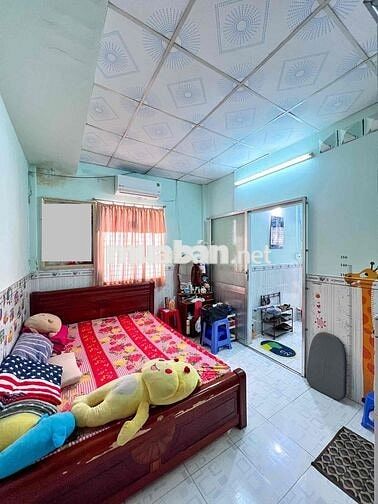 NHÀ GIÁ HẠT DẺ TẠI HẺM 366 CMT8 GẦN TRƯỜNG THPT BÙI HỮU NGHĨA