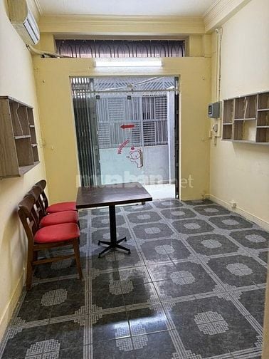 Cho thuê nhà 207/1 Lý Thái Tổ,P9, Q10 cũ. DT: 3.2x10m, 2 lầu, ST, 3PN