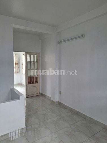 Cho thuê nhà nguyên căn đường 12 (cách QL13 tầm 100m)