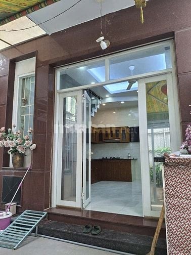 Cho thuê nhà nguyên căn đường 12 (cách QL13 tầm 100m)