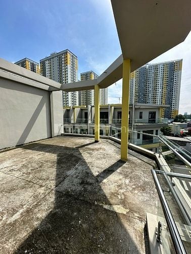 Nhà phố liền kề Bcons Uni Valley