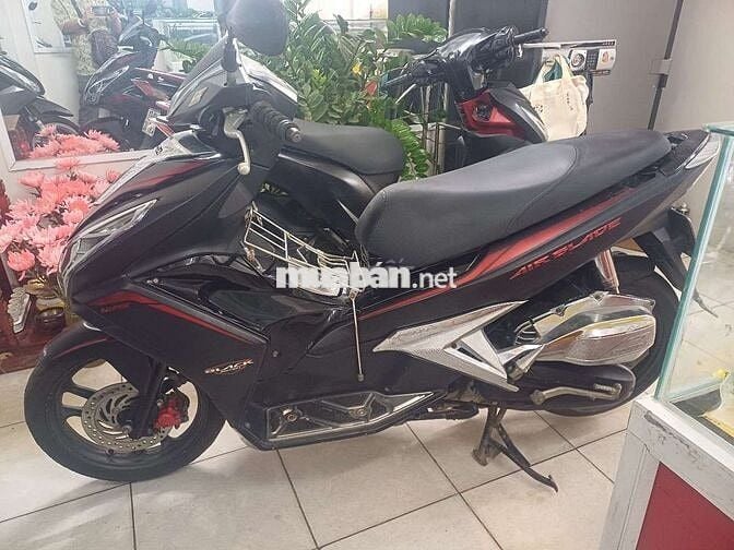 Ab xe cop len ken chất