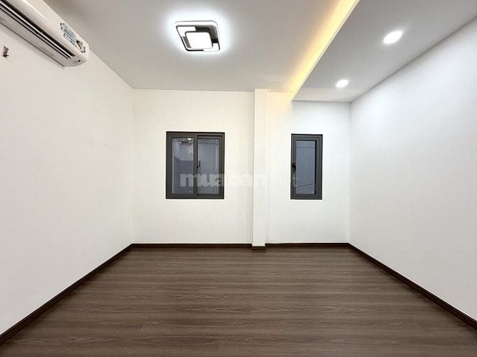 Chính chủ bán nhà đẹp Hoà Hưng Q.10 - 4,2m x 10m chỉ 6,7 tỉ