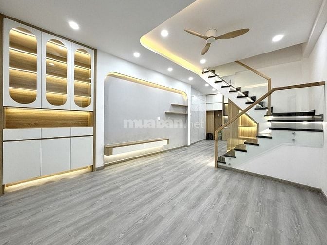 Chính chủ bán nhà đẹp Hoà Hưng Q.10 - 4,2m x 10m chỉ 6,7 tỉ