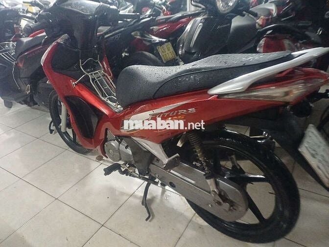 Xe cop len ken zin chất