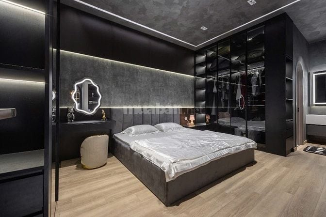 Bán Nhà Mặt Phố 6 Tầng 135m² – Ngọc Thụy, LB, Kinh Doanh, Hơn 24 Tỷ