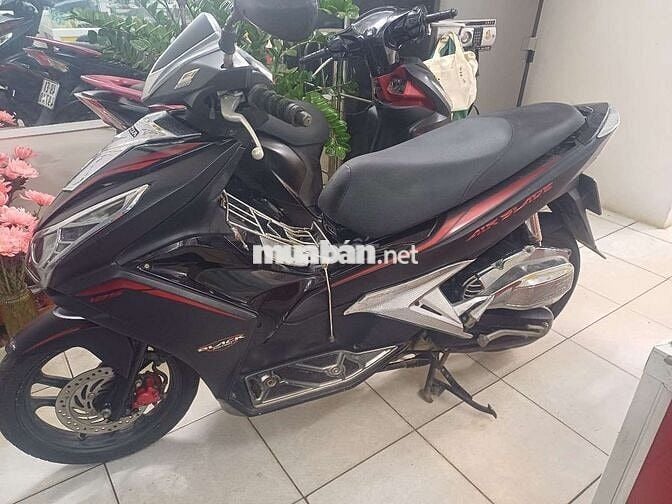 Ab xe cop len ken chất