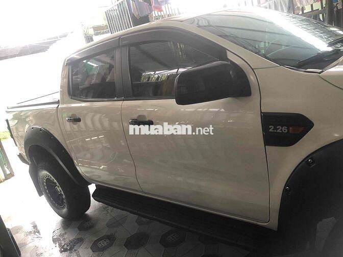 Ford Ranger 2019 XLS 2.2 4x2 AT - nhập thái lan