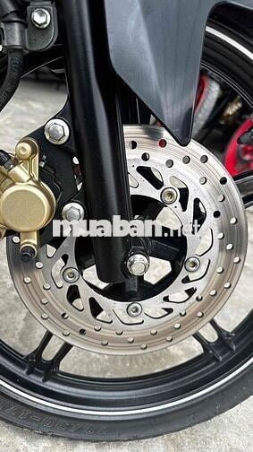 Exciter 150 cam đen 2018 ( hỗ trợ góp )