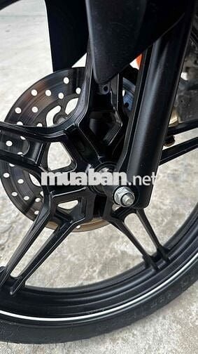 Exciter 150 cam đen 2018 ( hỗ trợ góp )