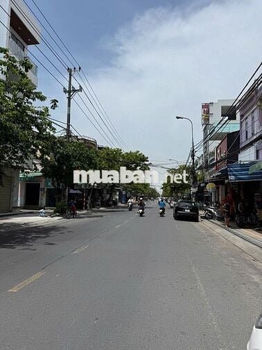 Bán nhà đường Trần Cao Vân, trung tâm TP Đà Nẵng, gần bv Bình Dân