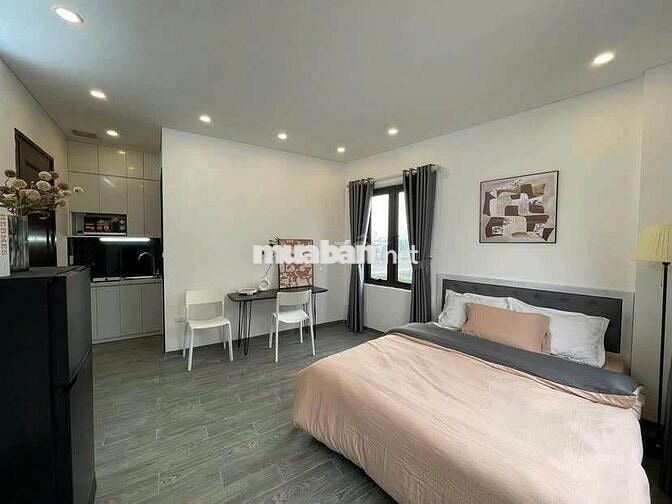 Căn hộ Ban công Full NT ngay Trường Chinh - Phạm Văn Bạch - Cộng Hoà