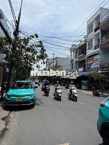 Bán nhà đường Trần Cao Vân, trung tâm TP Đà Nẵng, gần bv Bình Dân