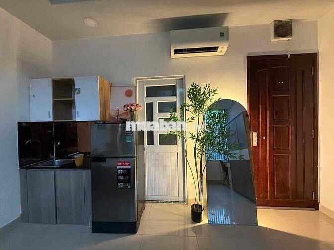 CĂN HỘ NHIỀU CỬA SỔ FULL NỘI THẤT BÙI ĐÌNH TUÝ GẦN HÀNG XANH, QUẬN 1