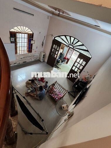 cho thuê nhà 1 trệt 1 lầu gần KCN sống thần trung tâm hành chính dĩ an