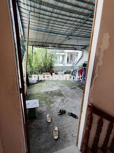 cho thuê nhà 1 trệt 1 lầu gần KCN sống thần trung tâm hành chính dĩ an