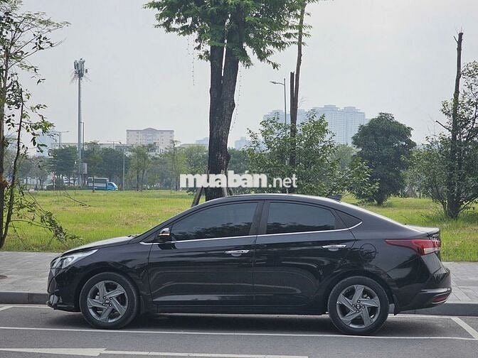 Hyundai Accent bản đủ ATH 2022 màu đen