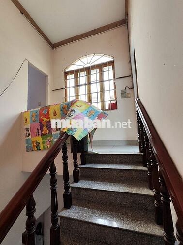 cho thuê nhà 1 trệt 1 lầu gần KCN sống thần trung tâm hành chính dĩ an