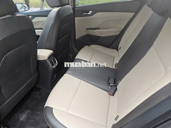 Hyundai Accent bản đủ ATH 2022 màu đen