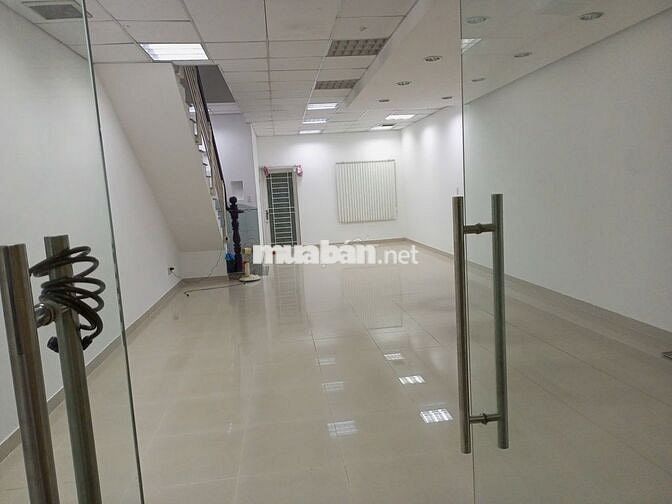 CHO THUÊ NHÀ MẶT TIỀN NGUYỄN HỮU THỌ – 3 LẦU, THÍCH HỢP MỞ CÔNG TY