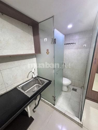 Về quê nên mình cần pass lại phòng cuối tháng vào ở luôn 