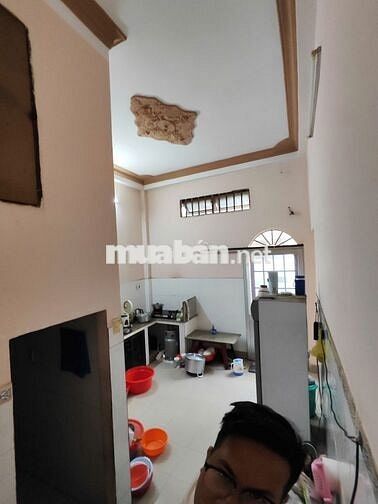 cho thuê nhà 1 trệt 1 lầu gần KCN sống thần trung tâm hành chính dĩ an