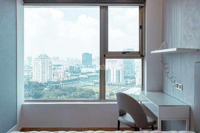 Cần Bán Căn Hộ Cao Cấp Midtown The Peak M8 – Tầng 24, View Sông, NTCC.