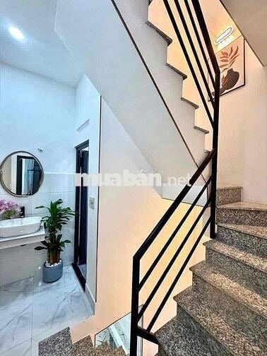 🤩🌹bán nhà quang trung 2 Tầng 3 tỷ xíu ful nội thất xịn