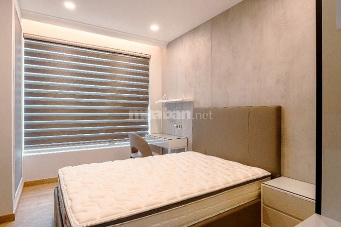 Cần Bán Căn Hộ Cao Cấp Midtown The Peak M8 – Tầng 24, View Sông, NTCC.