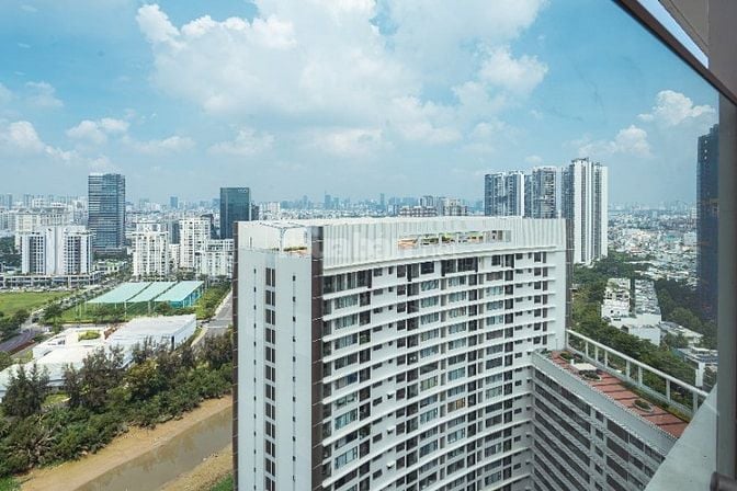 Cần Bán Căn Hộ Cao Cấp Midtown The Peak M8 – Tầng 24, View Sông, NTCC.