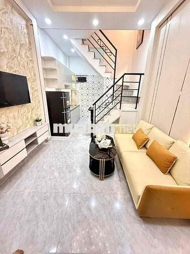 🤩🌹bán nhà quang trung 2 Tầng 3 tỷ xíu ful nội thất xịn