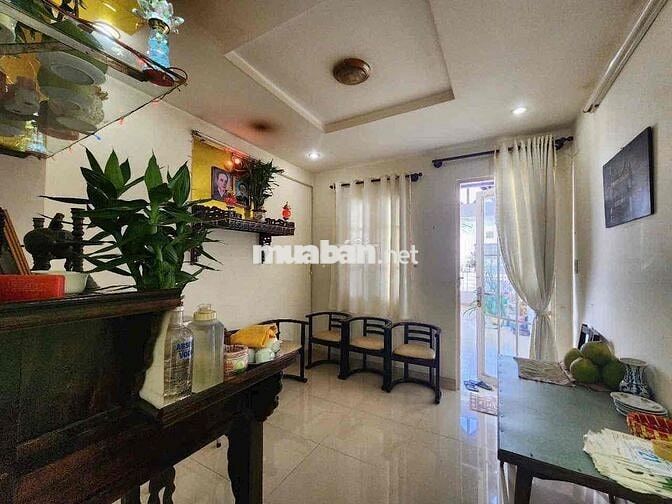 NHÀ DIỆN TÍCH LỚN PHẠM THẾ HIỂN