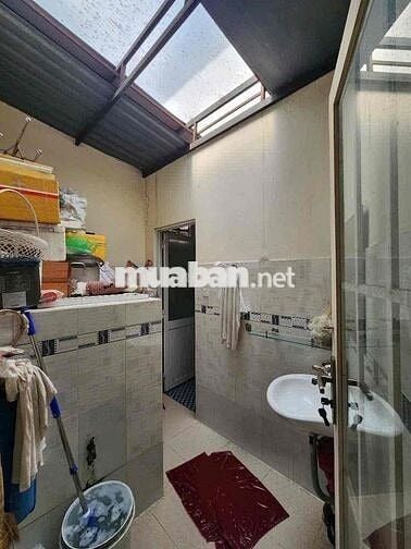 NHÀ DIỆN TÍCH LỚN PHẠM THẾ HIỂN