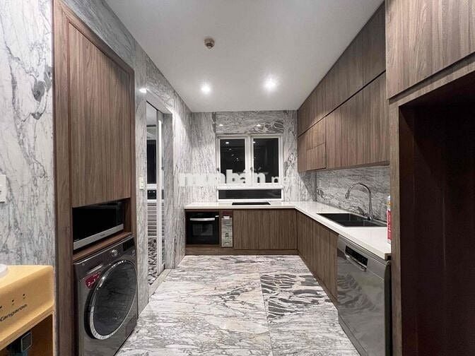 Cho Thuê Căn Hộ Cao Cấp 139M  New Horizon Trung Tâm Becamex