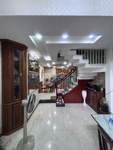 Nhà vị trí vàng DT 33m2 giá 2tỷ950tr ở Bạch Đằng, P15, Bình Thạnh