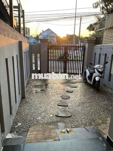 𝐂𝐡𝐨 𝐓𝐡𝐮𝐞̂ 𝐍𝐡𝐚̀ 𝐏𝐡𝐮́ 𝐌ỹ Sơn sữa mới Đẹp -nhà 1 lầu 1 trệt  2phòng ngủ