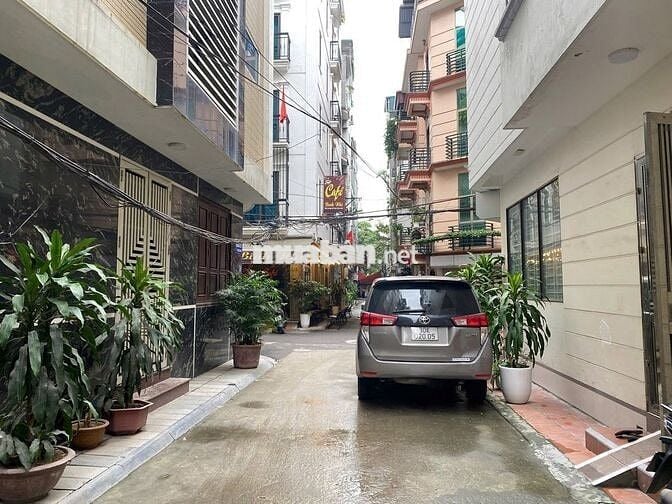 CẦU GIẤY NHÀ PHÂN LÔ Ô TÔ KD 1 NHÀ RA PHỐ, DÂN XÂY SỔ VUÔNG - 20 TỶ TL