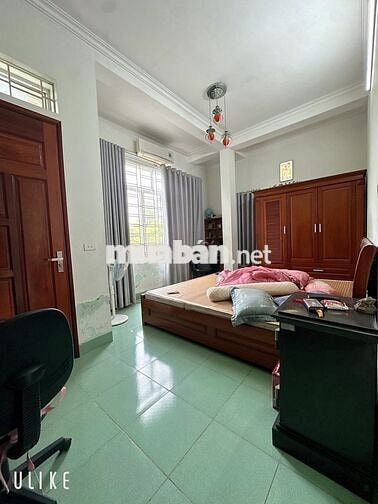 CẦU GIẤY NHÀ PHÂN LÔ Ô TÔ KD 1 NHÀ RA PHỐ, DÂN XÂY SỔ VUÔNG - 20 TỶ TL