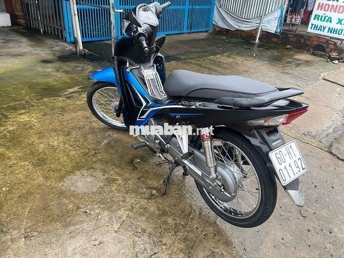 bán rsx fi còn rat moi. tra gop