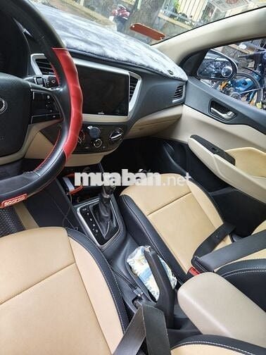 Xe mới mua, muốn lên đời 7 chổ để chạy dịch vụ