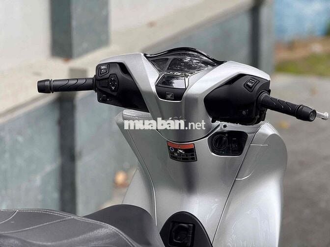 SH 150i ĐK CUỐI 2021 Mix BẠC POSCHE