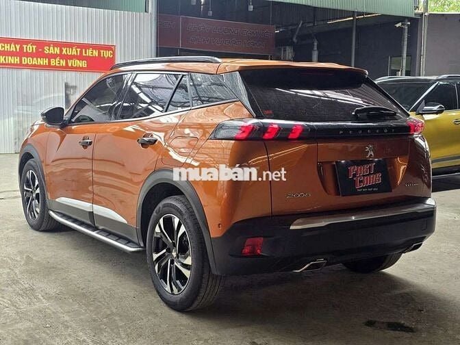 Peugeot 2008 2021 GT Line 1.2L Turbo, màu cam