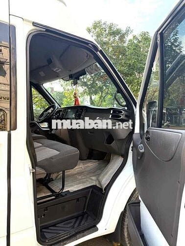 🆘🆘🆘TRANSIT 2.2L 4/2023 CTY XHĐ CAO XE ĐẸP ZIN 99%