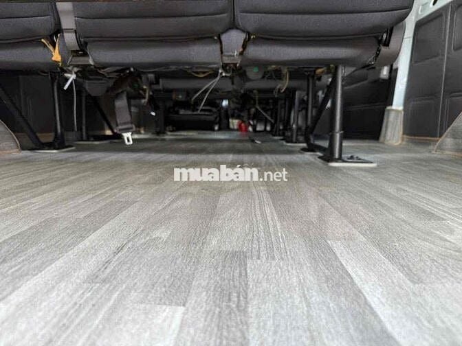 🆘🆘🆘TRANSIT 2.2L 4/2023 CTY XHĐ CAO XE ĐẸP ZIN 99%