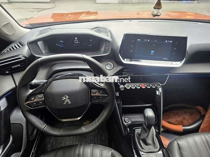 Peugeot 2008 2021 GT Line 1.2L Turbo, màu cam