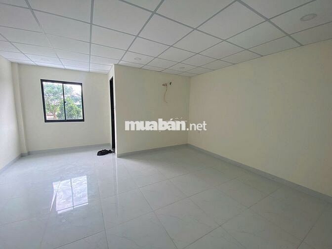 Nhà nguyên căn khu tđc Thành thành công, đối diện KCN TTC, 2 PN, 2 WC