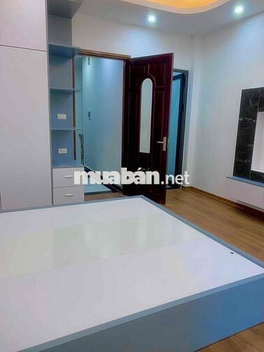 Lô góc Khương Đình, 6 tầng, thang máy, ngõ rộng, 60m ra phố. Chỉ 8,9ty