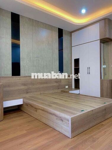 Lô góc Khương Đình, 6 tầng, thang máy, ngõ rộng, 60m ra phố. Chỉ 8,9ty