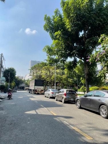  BÁN 2 NỀN BIỆT THỰ 2 MT TRƯỚC SAU ĐƯỜNG 20M BÌNH HÚ Q.6