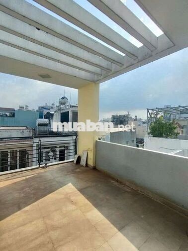 CHO THUÊ NHÀ MẶT TIỀN ĐƯỜNG HIỀN VƯƠNG, DT 4X18 TRỆT 3 LẦU